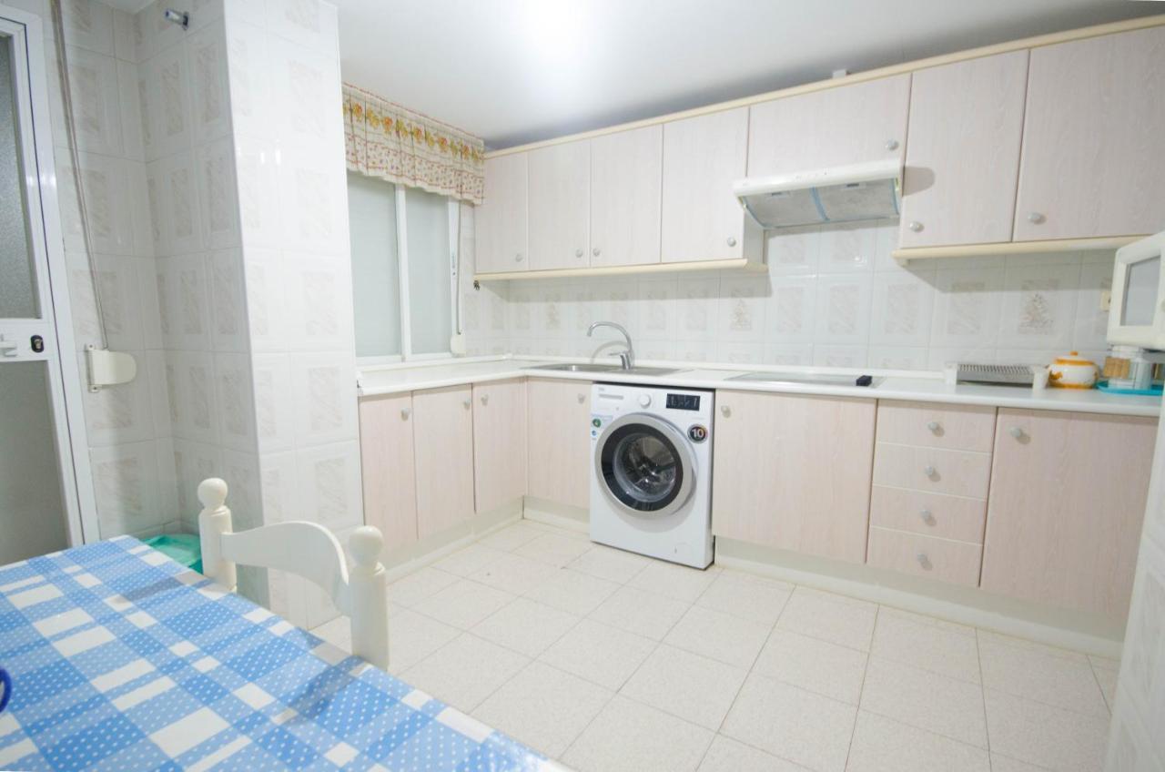 Aparment Neptuno- Located On The Promenade A Few Metres From The Beach. Estepona Exterior photo