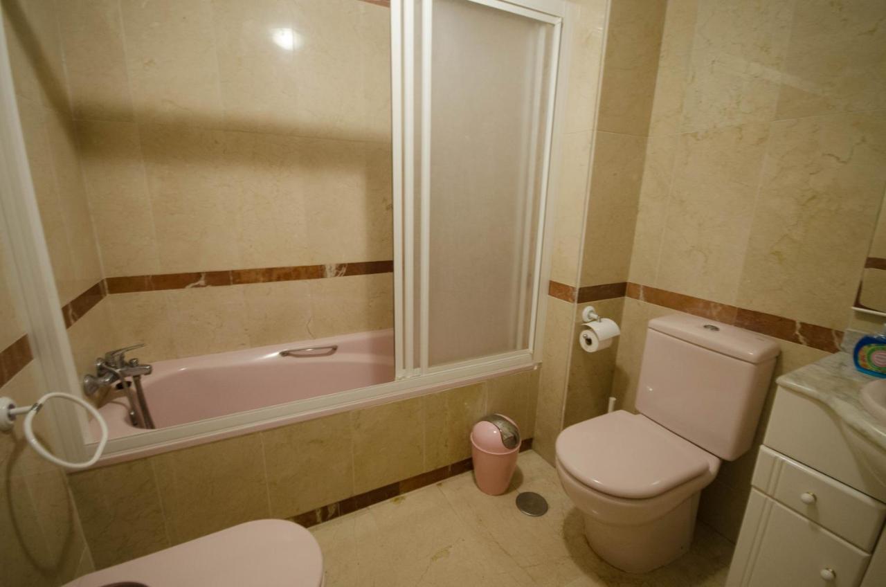 Aparment Neptuno- Located On The Promenade A Few Metres From The Beach. Estepona Exterior photo