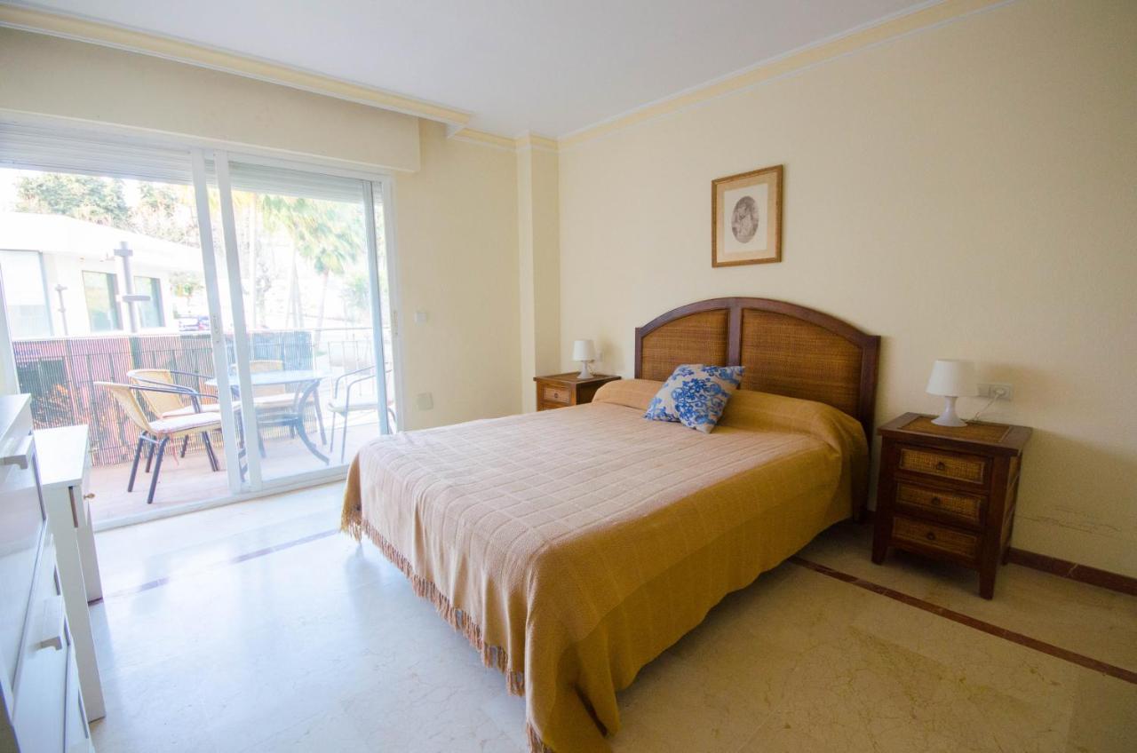 Aparment Neptuno- Located On The Promenade A Few Metres From The Beach. Estepona Exterior photo