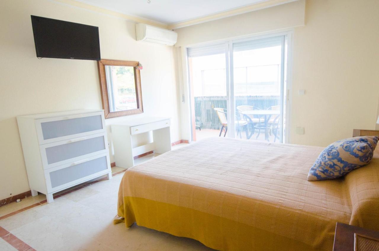 Aparment Neptuno- Located On The Promenade A Few Metres From The Beach. Estepona Exterior photo